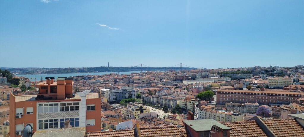 Verruil de ranja voor sangria: waarom een weekend Lissabon met vriendinnen precies is wat je nu nodig hebt.