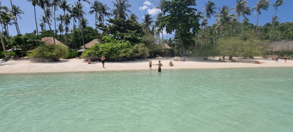 haadtien beach